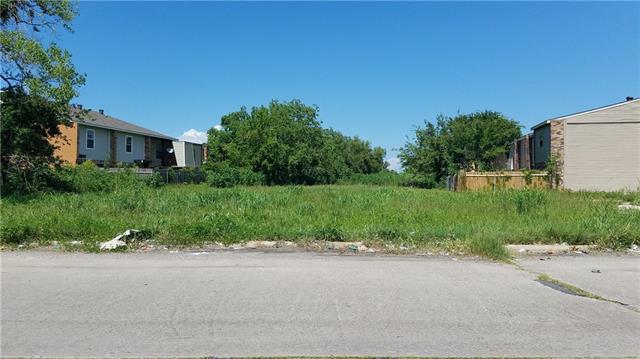 6755 Parc Brittany Boulevard - Photo 1