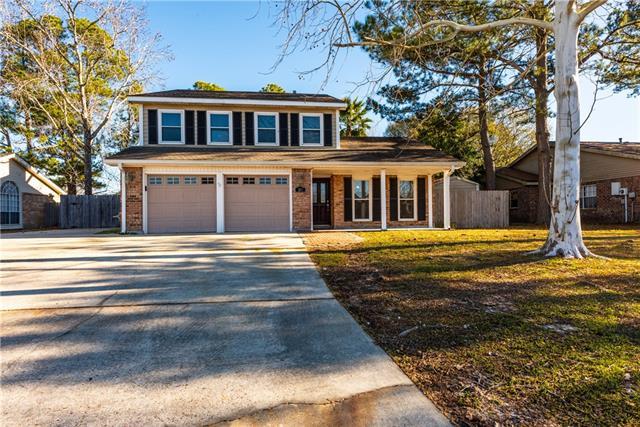 107 Silverwood Drive - Photo 1