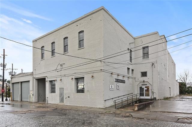 625 Celeste Street - Photo 1