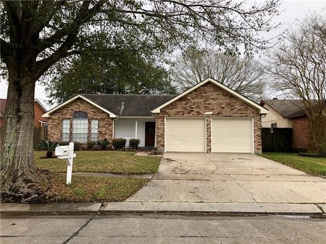 905 Kingsway Drive - Photo 1