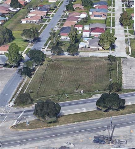 1909 Judge Perez Drive - Photo 1