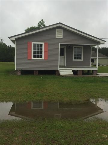 42300 Warren Drive - Photo 1