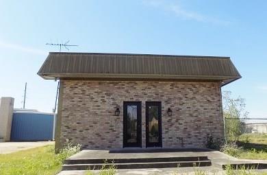 8894 Richmond Drive - Photo 1
