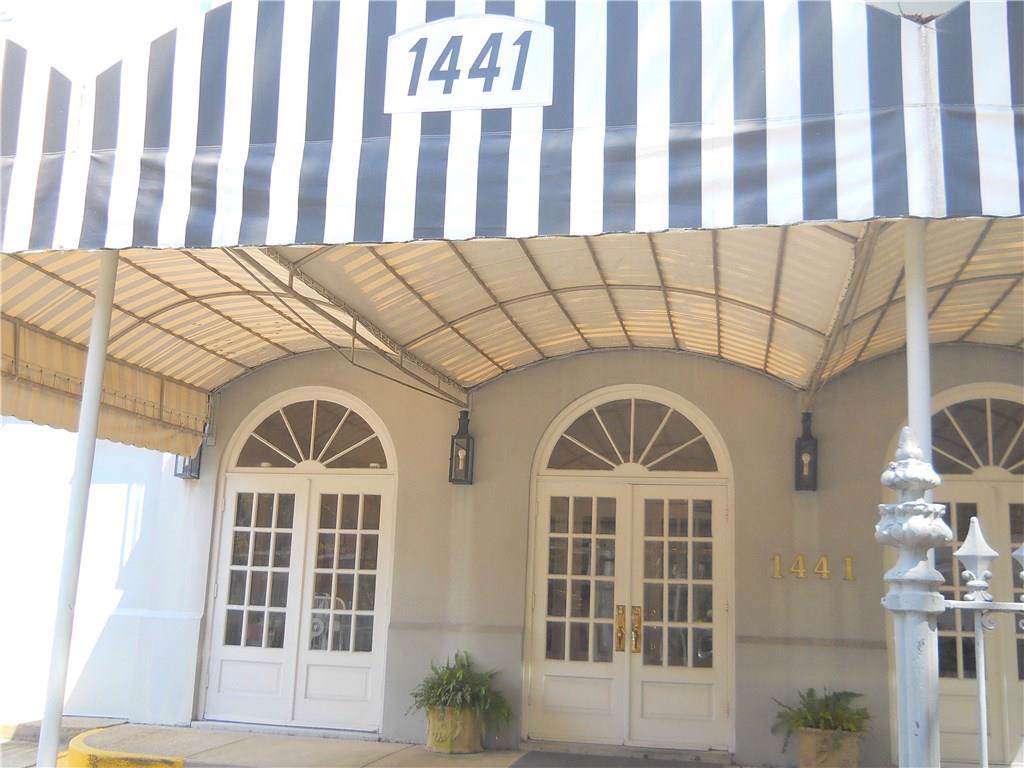 1441 Jackson Avenue - Photo 1
