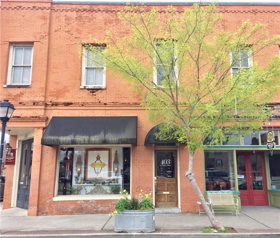 403 Columbia Street - Photo 1