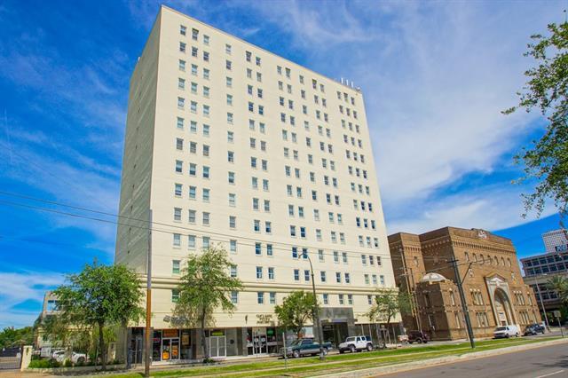1205 St Charles Avenue - Photo 1