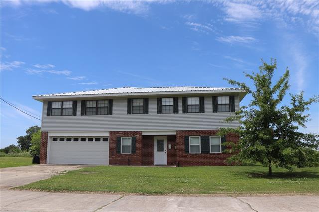126 Satsuma Drive - Photo 1