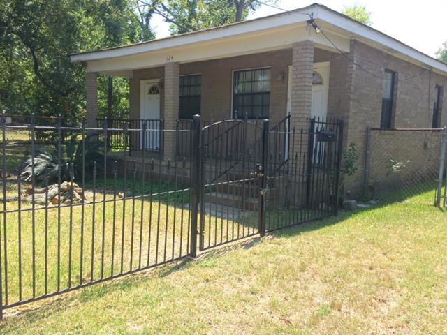 124 3RD Street - Photo 1