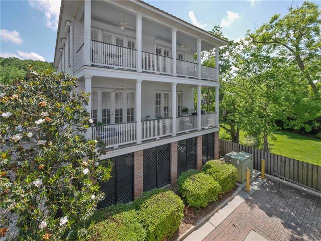 2075 Lakeshore Drive - Photo 1
