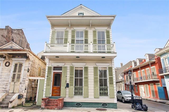 742 Barracks Street - Photo 1