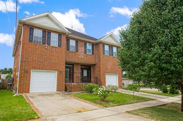 246 26TH Street - Photo 1
