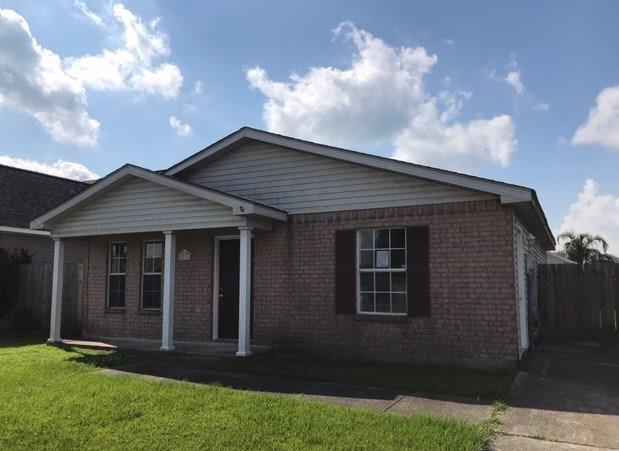 2713 Bayou Des Cannes Drive - Photo 1
