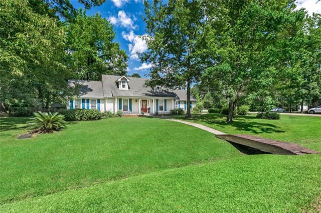 401 Heavens Drive - Photo 1