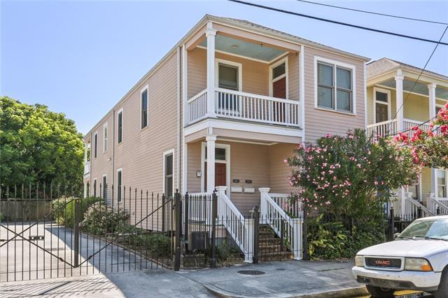 623 Fourth Street - Photo 1