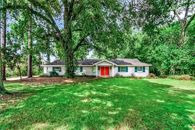 304 Magnolia Lane - Photo 1