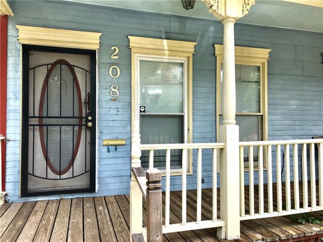 208 Cherokee Street - Photo 1