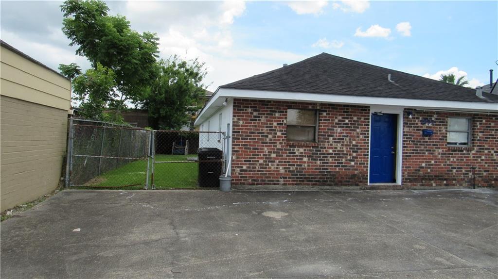 1633 Gallier Street - Photo 1