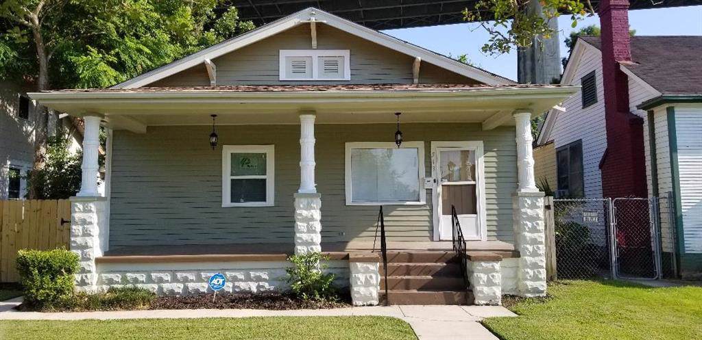513 Park Boulevard - Photo 1