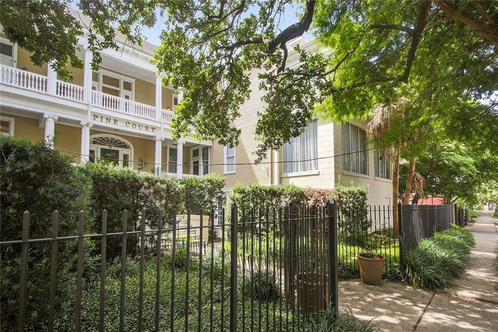 625 Pine Street - Photo 1