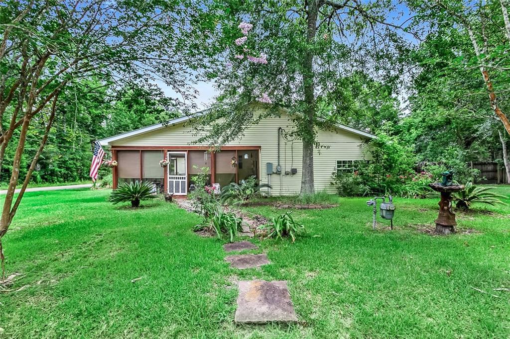 250 Napoleon Avenue - Photo 1