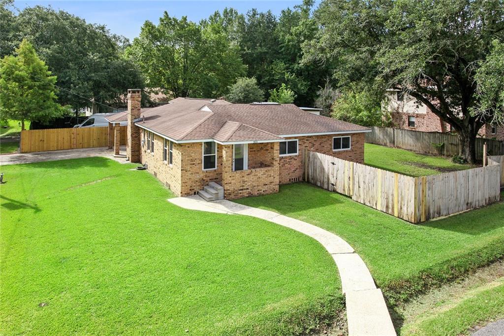 303 Sharon Avenue - Photo 1