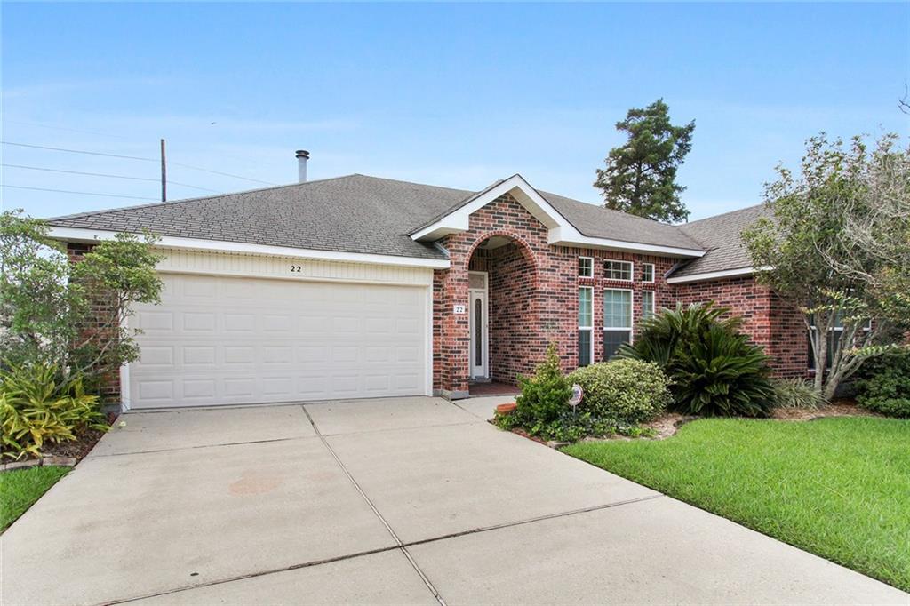 22 Lake Elizabeth Court - Photo 1