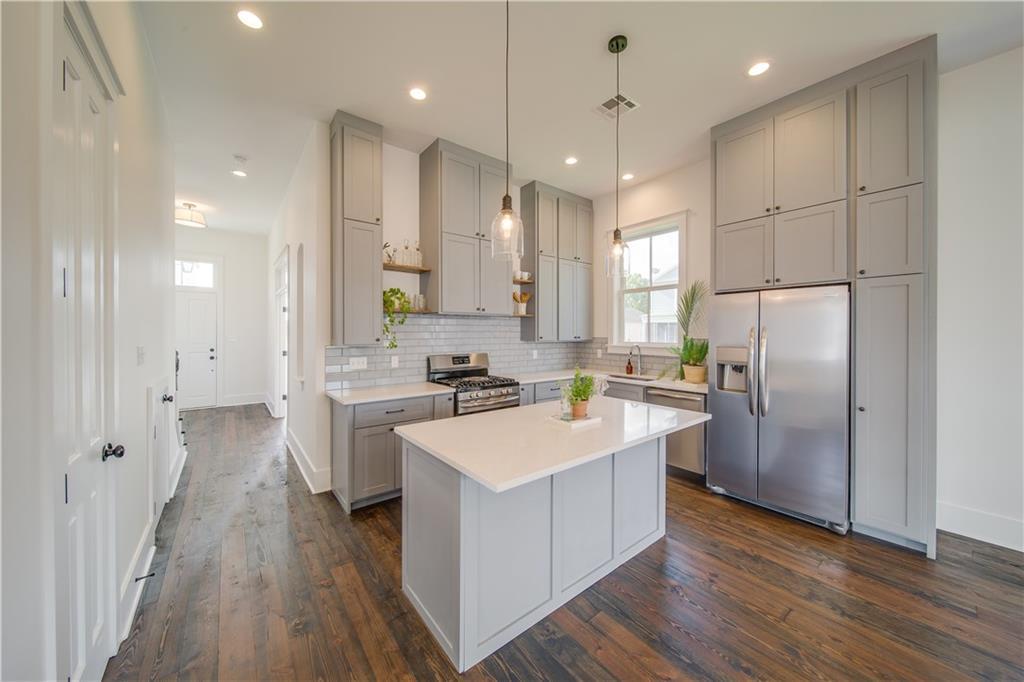 117 W Hubbell Road - Photo 1