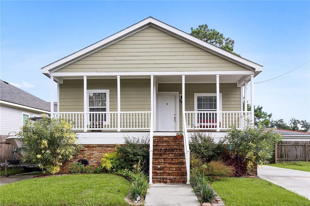 1427 Aviators Street - Photo 1
