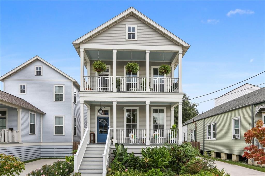 223 White Street - Photo 1