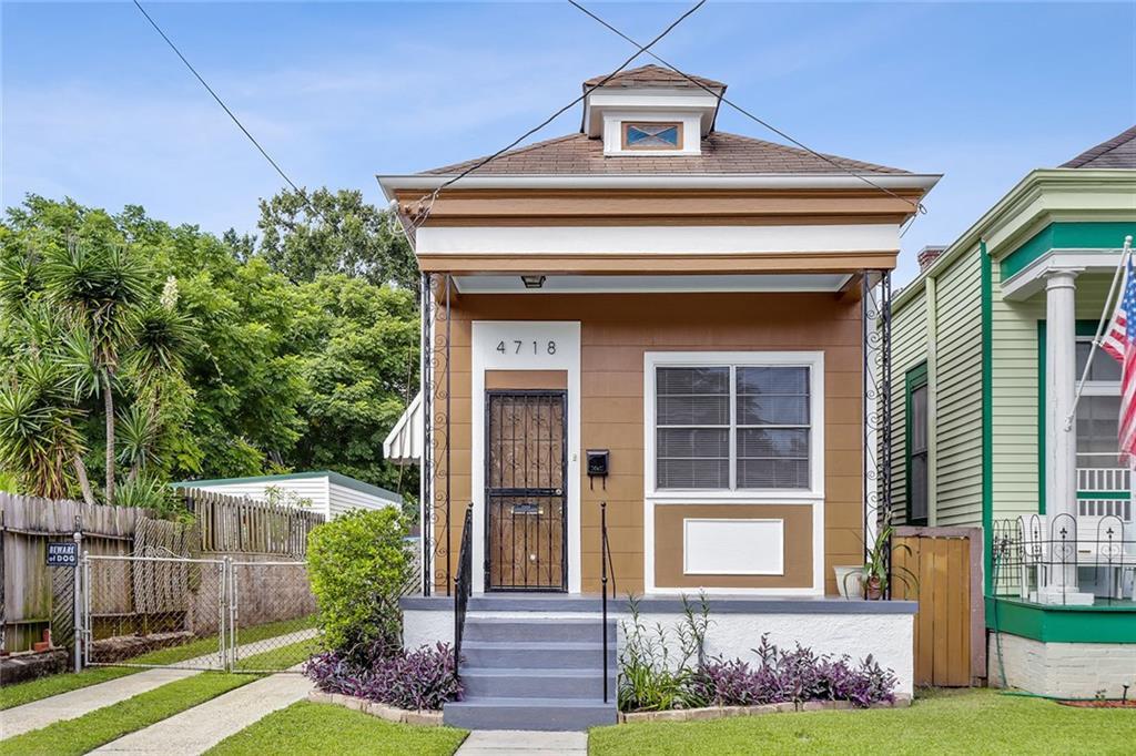 4718 Iberville Street - Photo 1