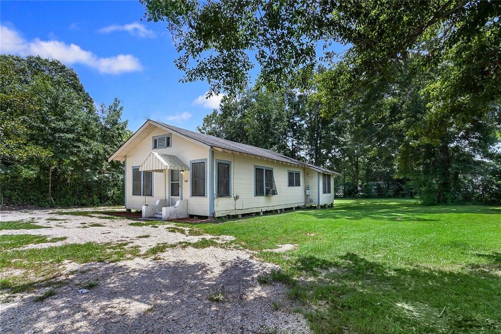 1108 8TH Street - Photo 1