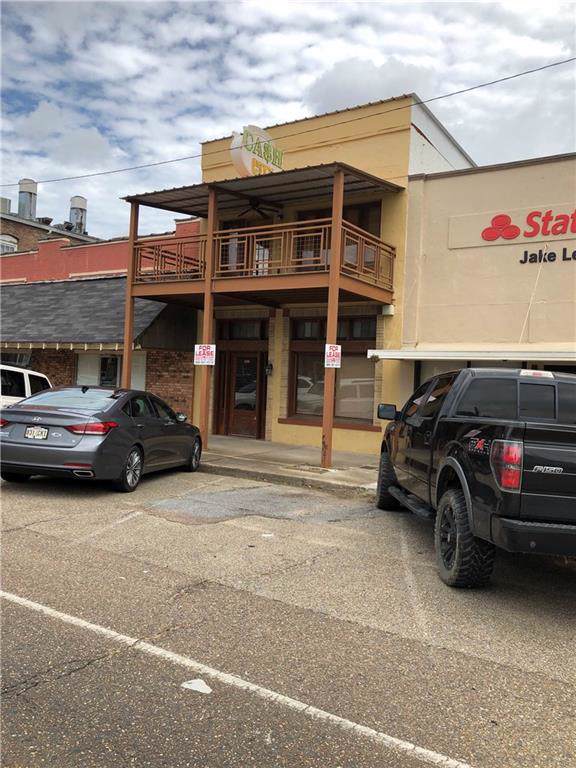109 Oak Street - Photo 1