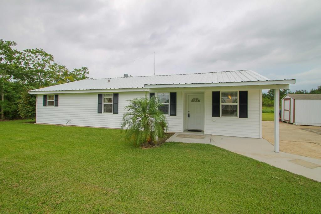 165 Williams Avenue - Photo 1