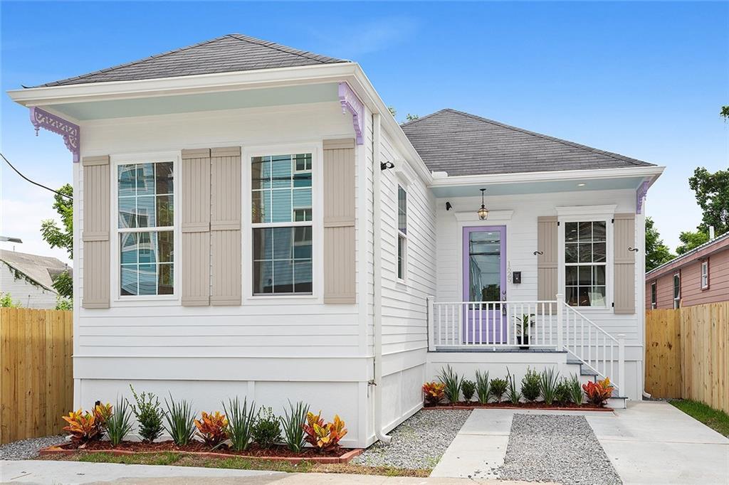 1625 Marigny Street - Photo 1
