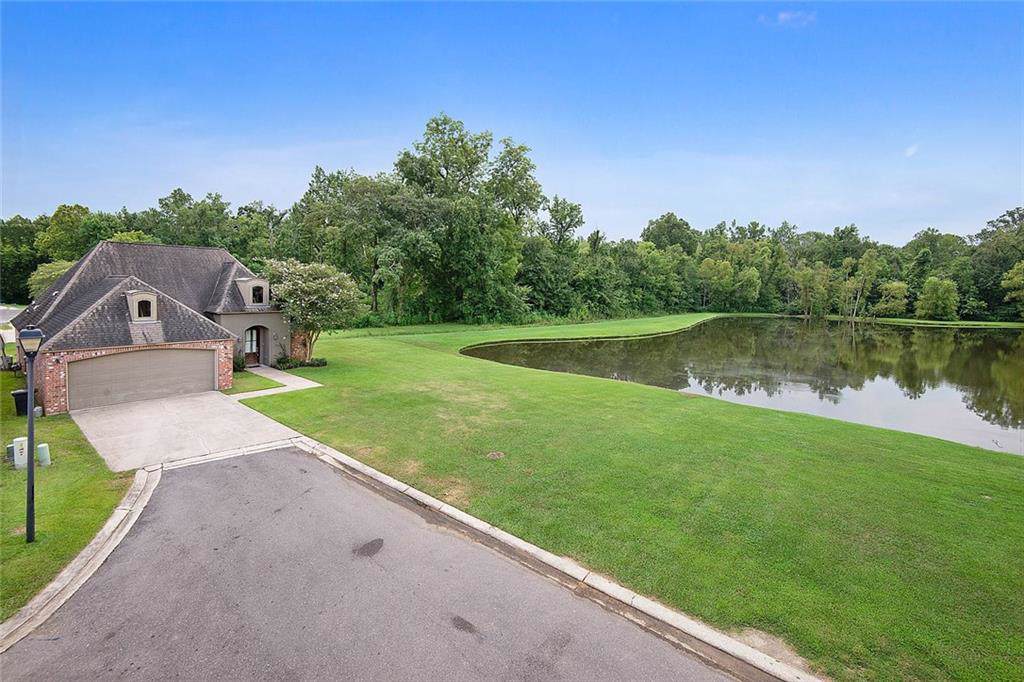 12292 Dutchtown Villa Drive - Photo 1