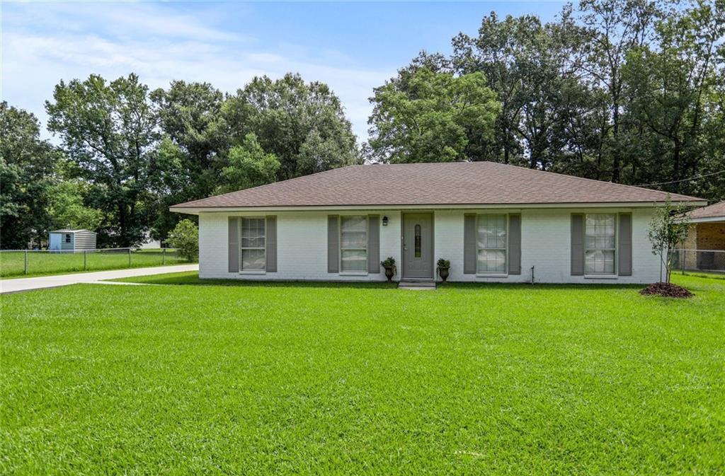 195 Shirleen Drive - Photo 1