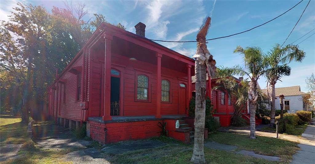2820 St. Claude Avenue - Photo 1