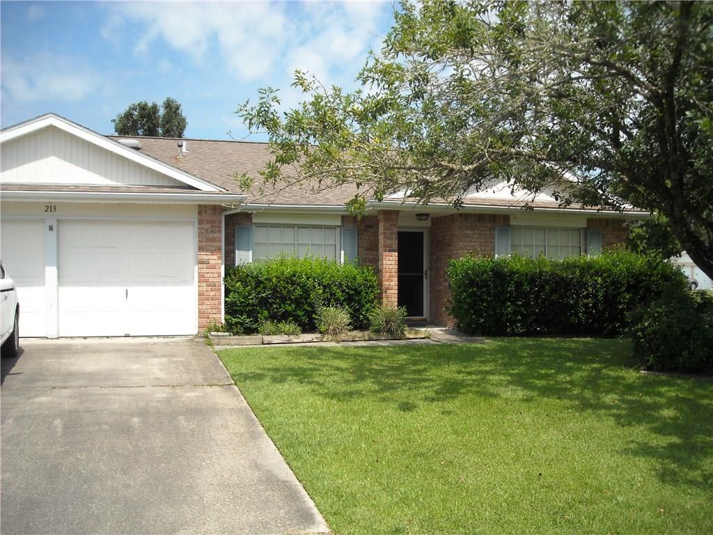 213 Riviera Drive - Photo 1