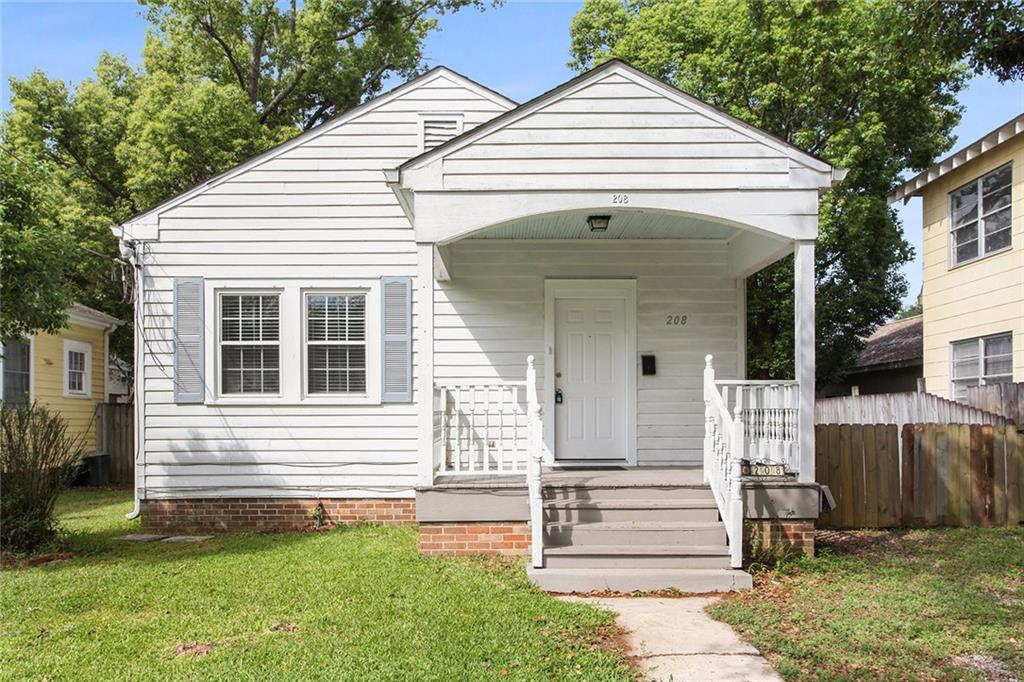 208 Central Avenue - Photo 1