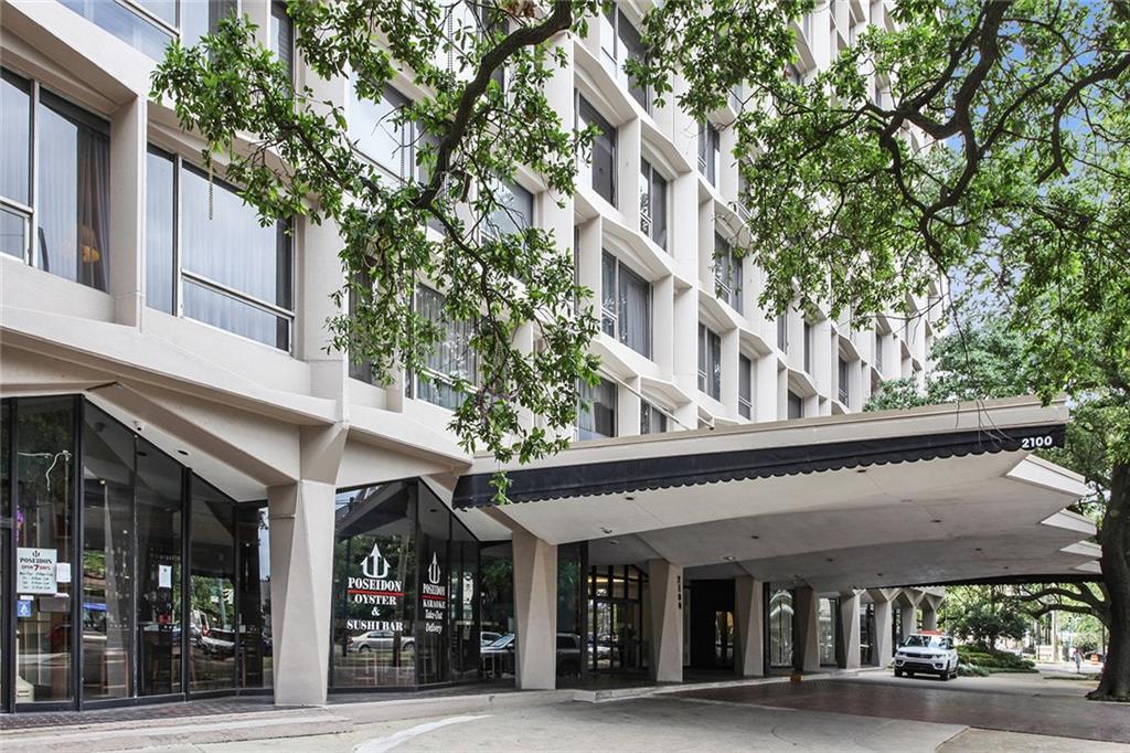 2100 St Charles Avenue - Photo 1