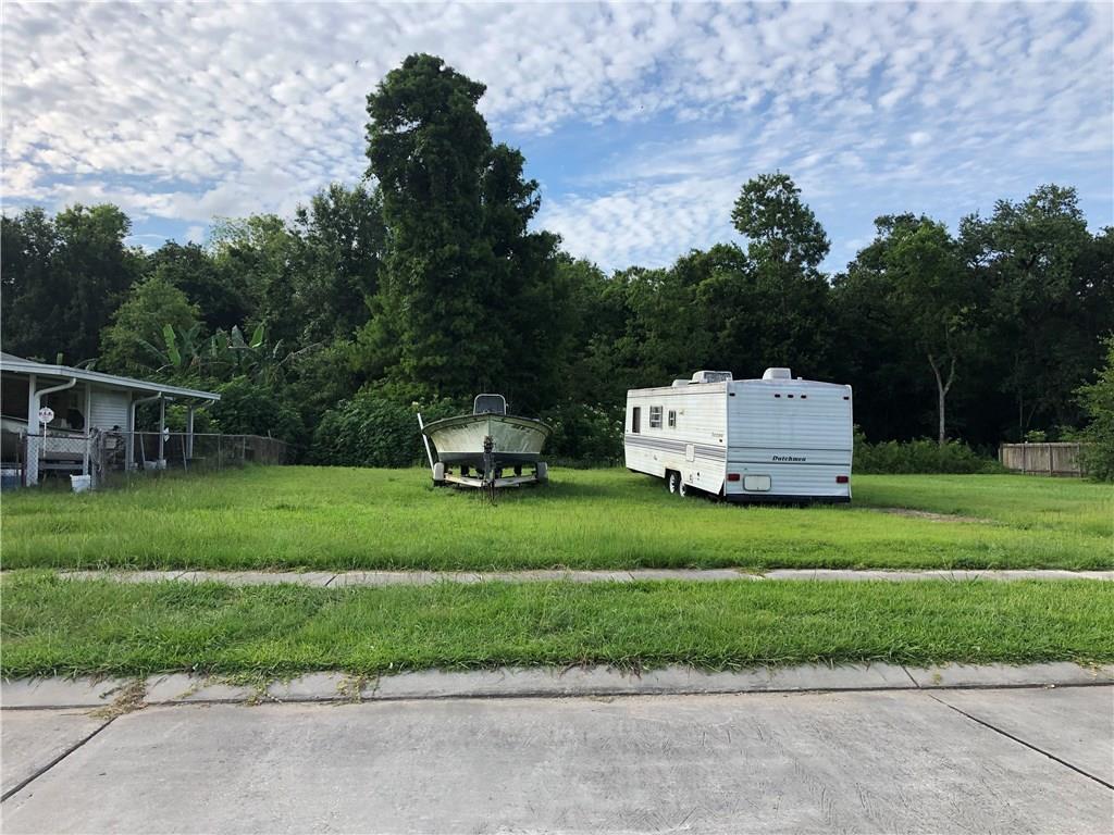 2504 Reunion Drive - Photo 1