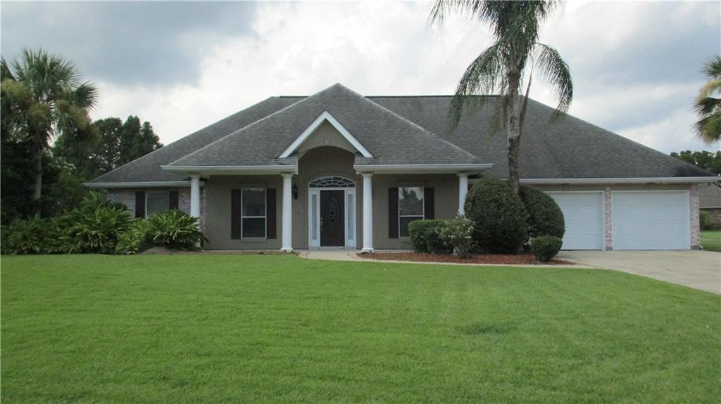 112 Parkview Drive - Photo 1