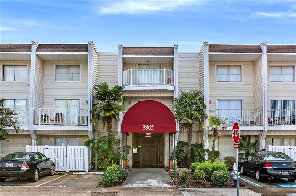 3805 Houma Boulevard - Photo 1