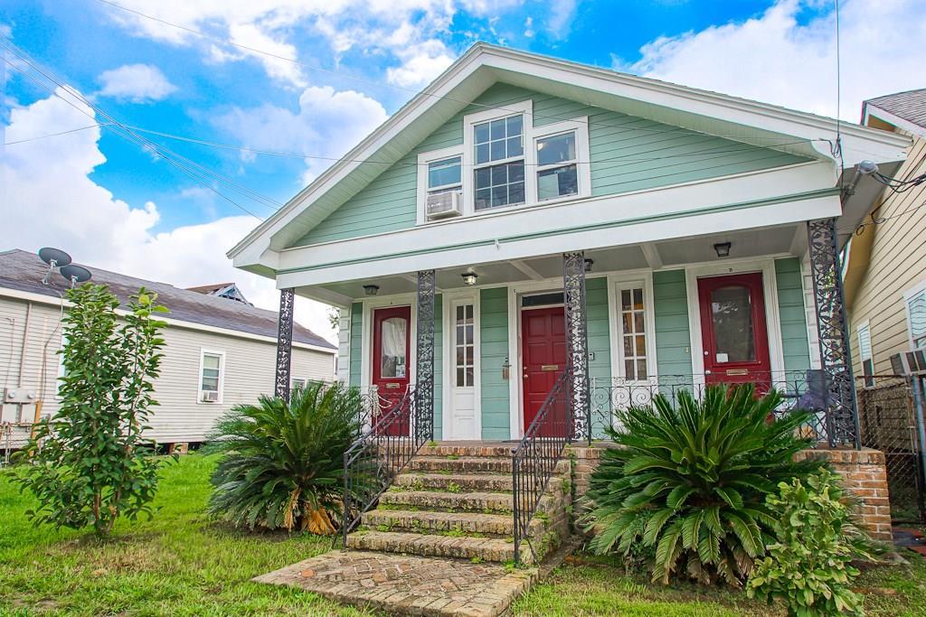1820 Toledano Street - Photo 1