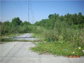Curran Boulevard - Photo 1