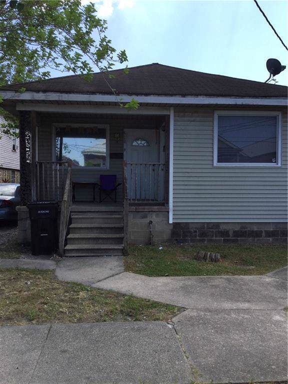 516 Hennessey Street - Photo 1