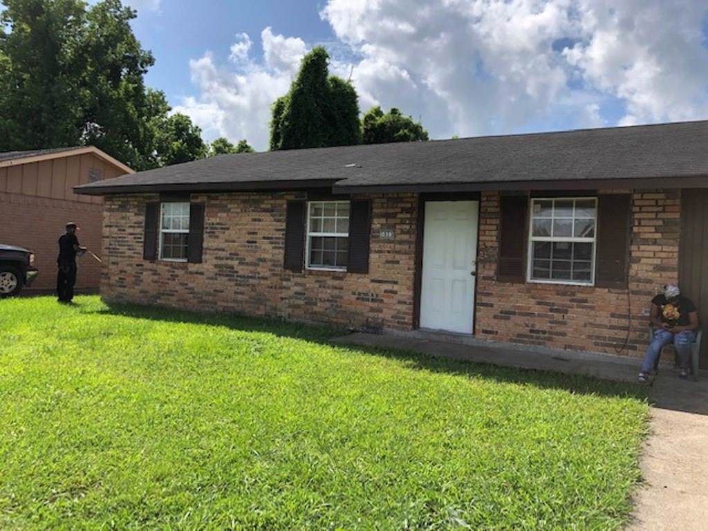 5833 Lacombe Avenue - Photo 1