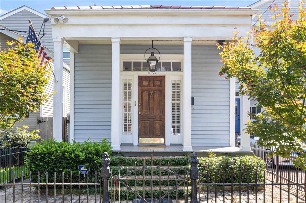 1033 Milan Street - Photo 1