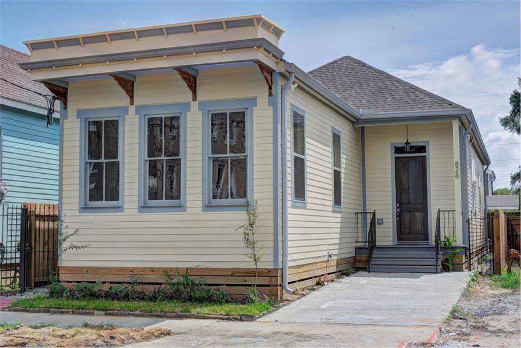 826 Galvez Street - Photo 1