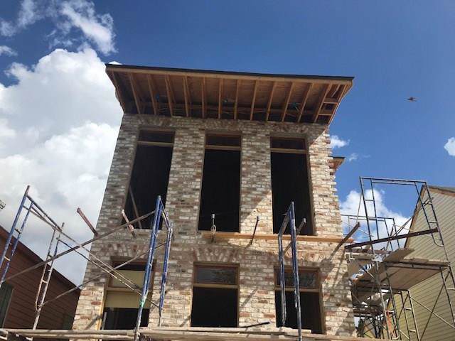 1809 Laharpe Street - Photo 1